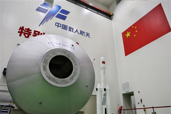 中國輕舟貨運飛船明年9月首飛！搭乘全新力箭二號火箭