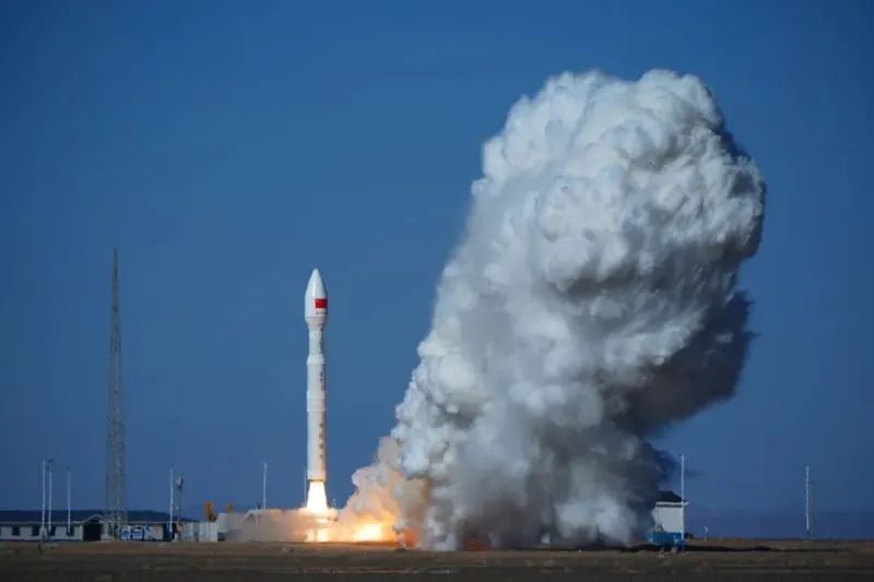 安慶首顆定制衛(wèi)星——“天仙配號”衛(wèi)星成功發(fā)射(圖1)