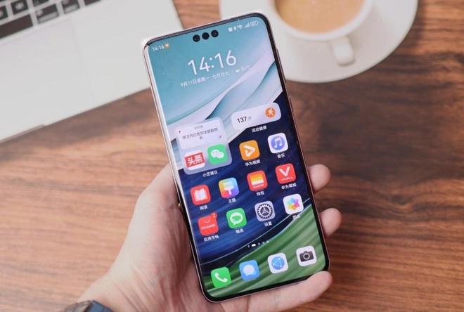 為什么有人寧愿買華為Mate60Pro也不買Mate70？六