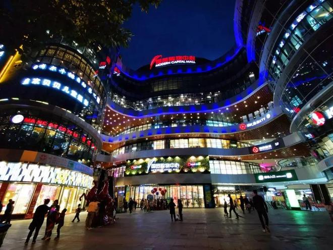 遵義市委常委、仁懷市委書記常文松：推動(dòng)城市轉(zhuǎn)型促進(jìn)產(chǎn)業(yè)升級(jí)